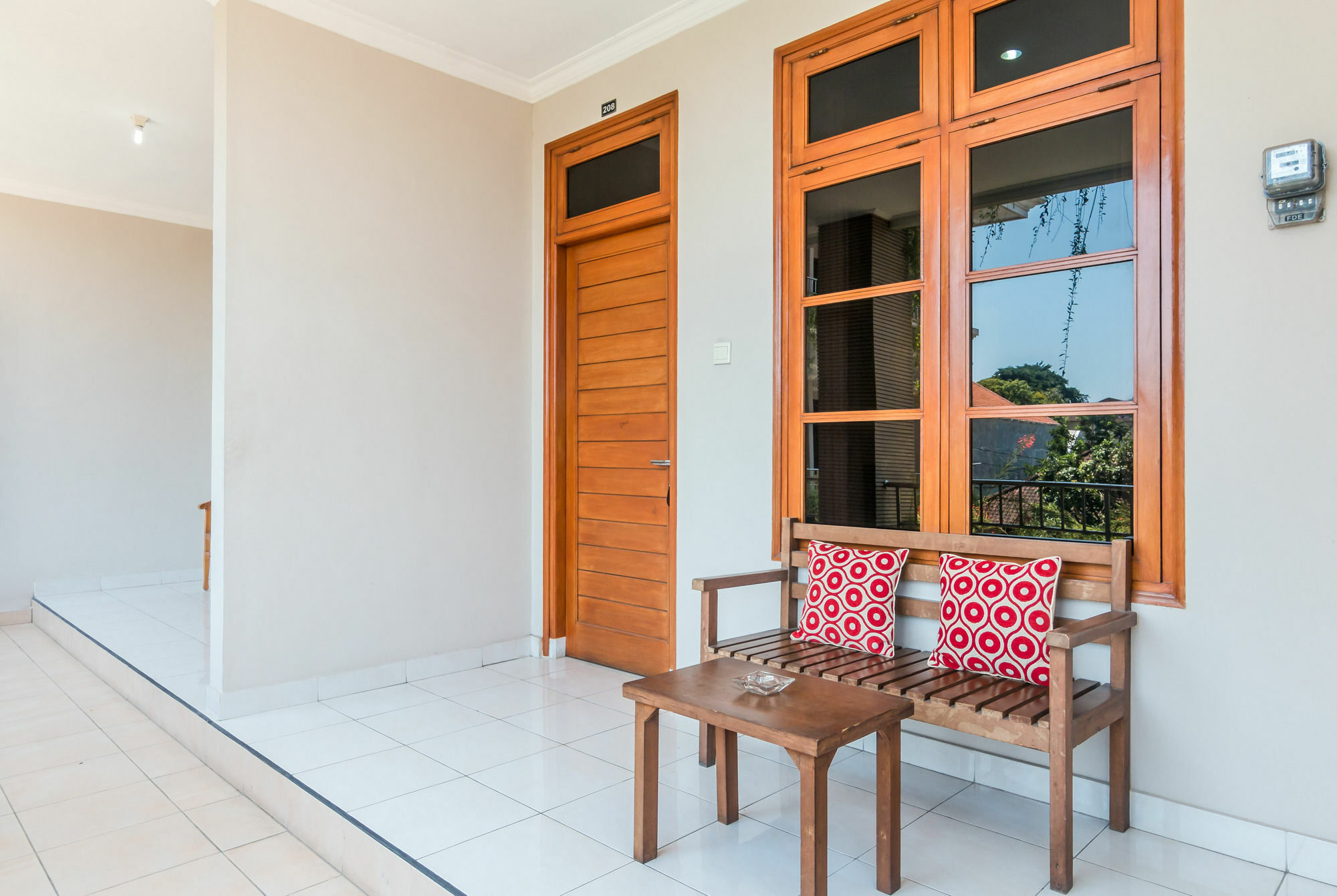 Zen Rooms Basic Kuta Kubu Anyar Exterior photo